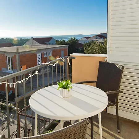 Matic Ograde Apartment Hvar Town