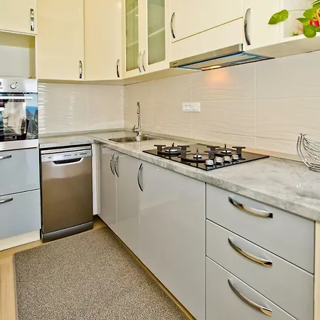 Apartment Matic Ograde