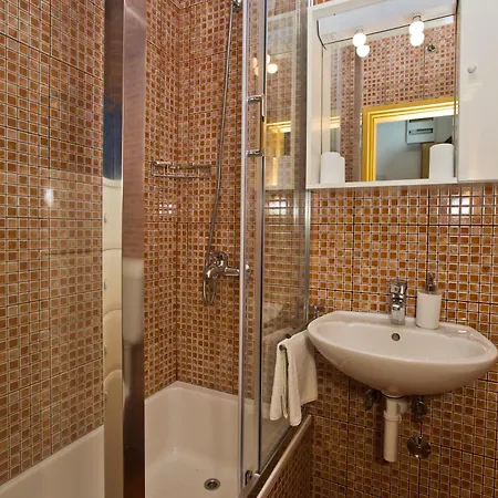 Matic Ograde Appartement Hvar Town